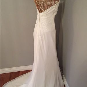 David’s Bridal Galina Wedding Dress Size 4 Ivory